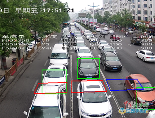江西宜春红绿灯启用感应控制模式，市民出行更畅通(图)