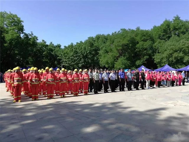 森讯达捐赠北京丰台区消防装备及反恐装备一批用于社区微型消防站建设(组图)