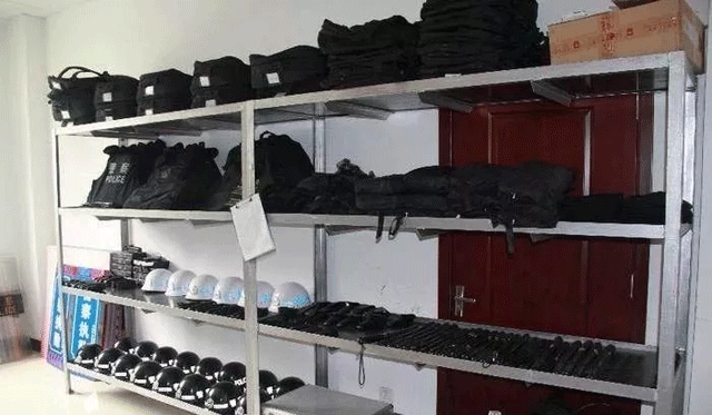 智能单警装备柜开启公安装备管理新篇章组图