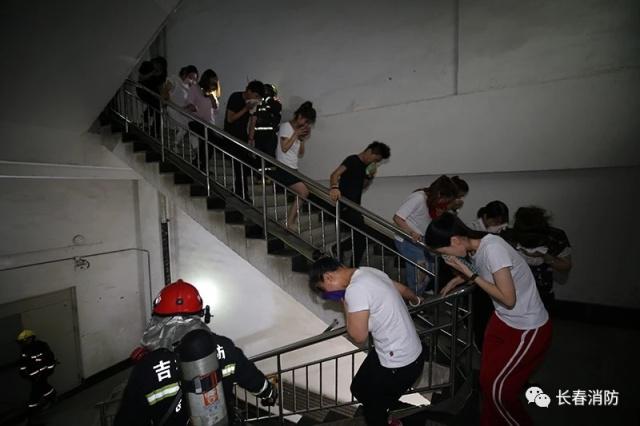 吉林省长春市:新应急管理体制下首次全市性消防救援演练打响(组图)