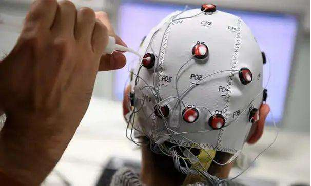 脑机接口技术或让读心术成为现实组图