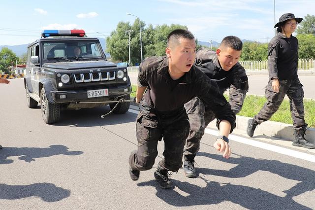 北京海淀特警千锤百炼砺精兵,历经140余天集训9月通过