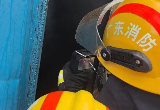 无惧真火淬炼！华夏火焰蓝助力汕尾消防2025室内烟火特训圆满完成