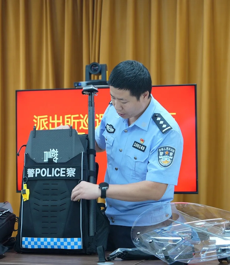 “新装”入警强战力！兵团十师公安配发新型警用装备