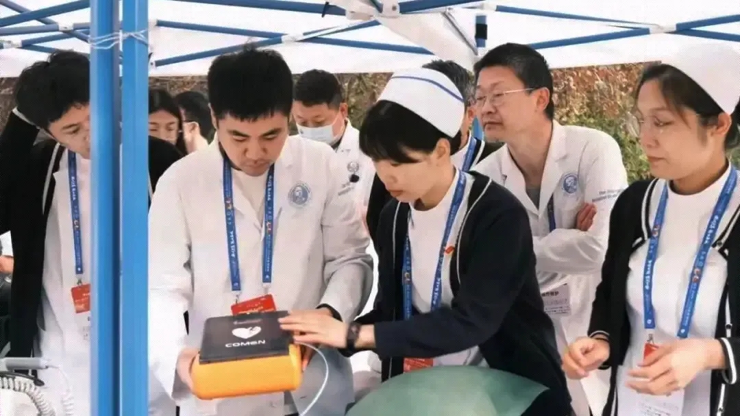 跑马无忧！科曼AED为<岳马南湖>织就4分钟生命安全网