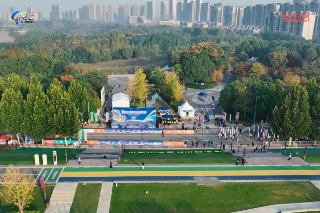 长三角高校42公里接力赛开跑!40台科曼AED全程守护 长三角高校42公里接力赛开跑!40台科曼AED全程守护