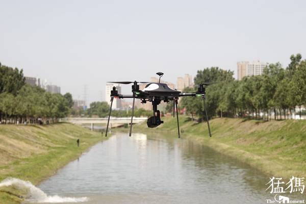 科技服务城市！无人机、潜望镜、管道机器人……城市防汛靠它们了(组图)