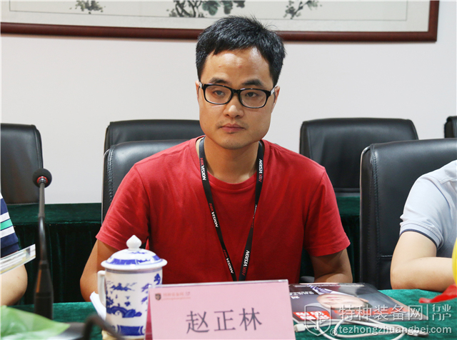 海康威视新产品发展部总经理孙旷野一行贵宾参访本网(组图)
