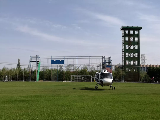 新疆首架消防应急救援直升飞机在奎屯市正式投入使用(组图)