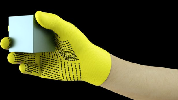 研究者开发低成本传感器手套：使机械手触摸识别物体(图)