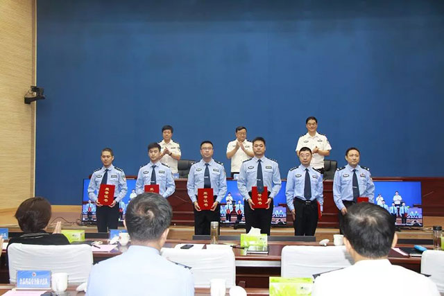 河北省公安刑事技术精品案例展示在省厅举行(组图)