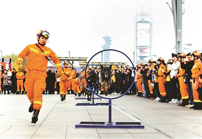 北京启动119消防月 吴京等成为宣传大使 11家小型消防站揭牌成立(图)