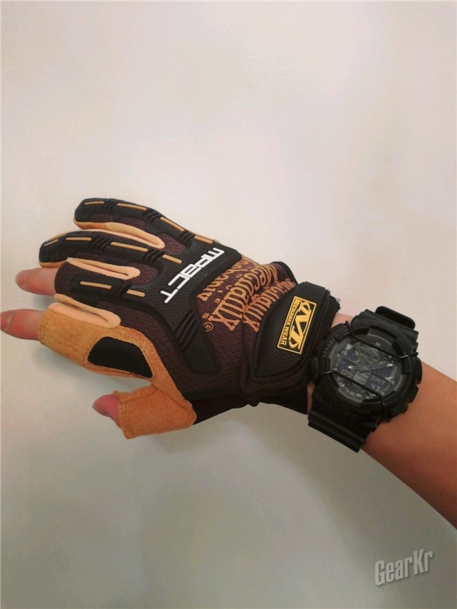 精密机械的战术装甲—MECHANIX WEAR Learther Framer露指手套(组图)