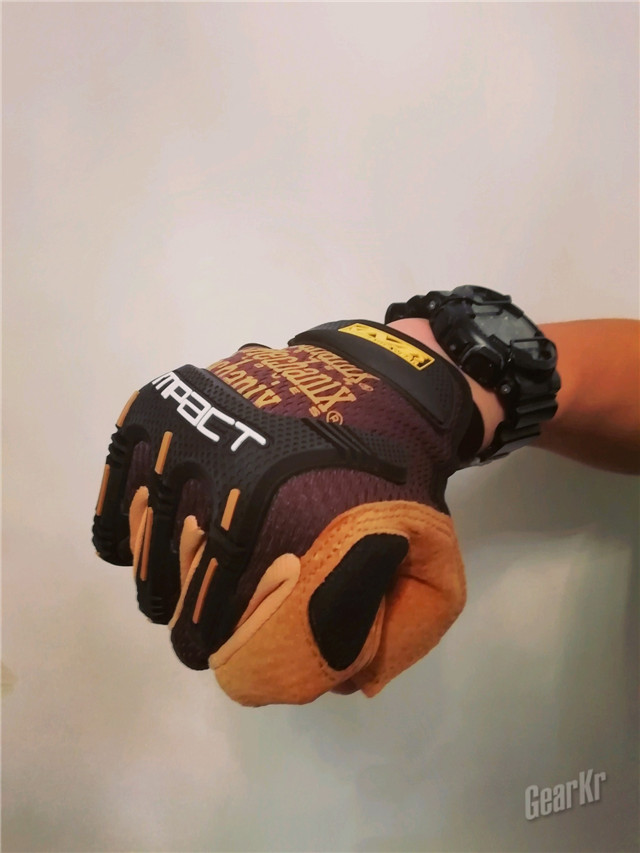 精密机械的战术装甲—MECHANIX WEAR Learther Framer露指手套(组图)