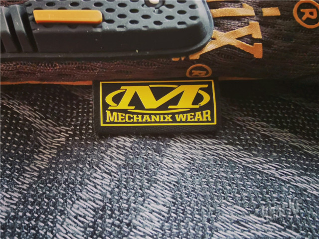 精密机械的战术装甲—MECHANIX WEAR Learther Framer露指手套(组图)