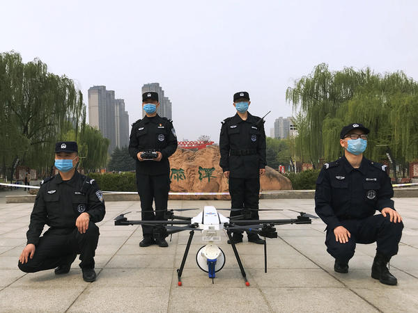 高科技登场！河南省郑州市荥阳开启警用无人机巡逻新模式(组图)
