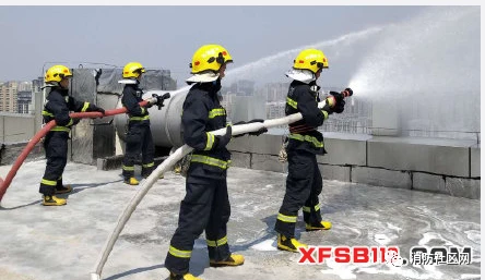 河南商丘消防救援支队组织车辆装备性能测试(组图)