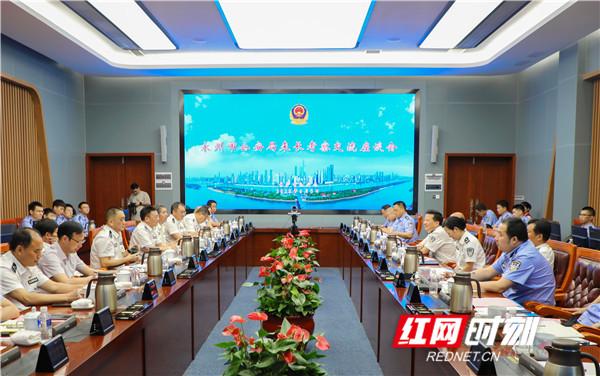 湖南：永州与长沙签署两地公安机关警务战略合作框架协议(组图)