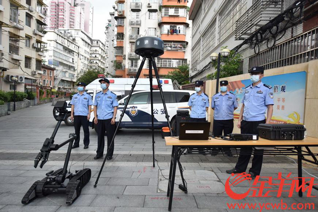 护航高考丨广东广州十七中考点：巡逻铁骑、巡逻机器人已就位，设3个特殊考室(组图)