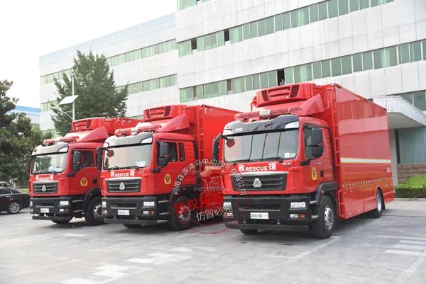 战勤保障“新兵”入伍 || 陕西省消防救援总队采购3台冷藏车(组图)
