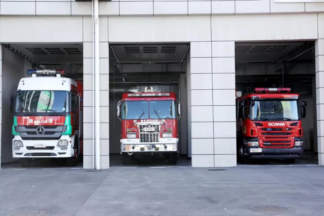 北京设立轨道交通专业消防救援队，配备路轨两用消防车(组图)