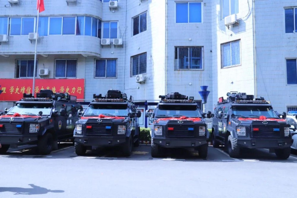 霸气！湖南永州冷水滩公安 重型防暴装甲车，正式列装……(组图)