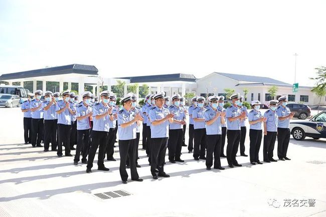 广东省茂名市公安局交警支队高速公路四大队正式挂牌成立