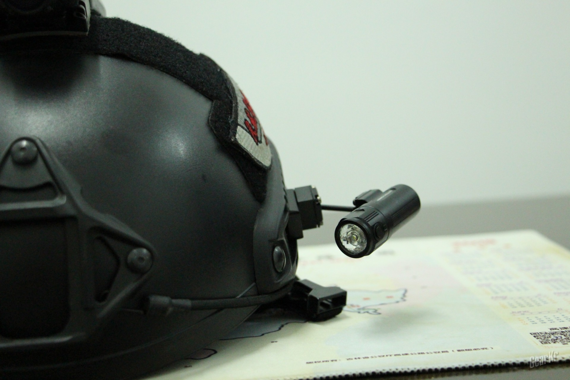 大道至简，务实求真，小巧精干——NITECORE HM01头盔灯(组图)