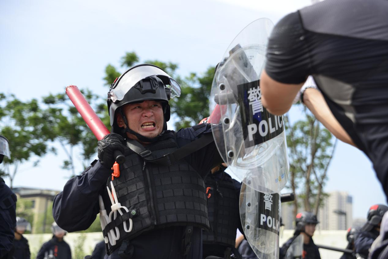 浙江溫州樂清公安特警演練