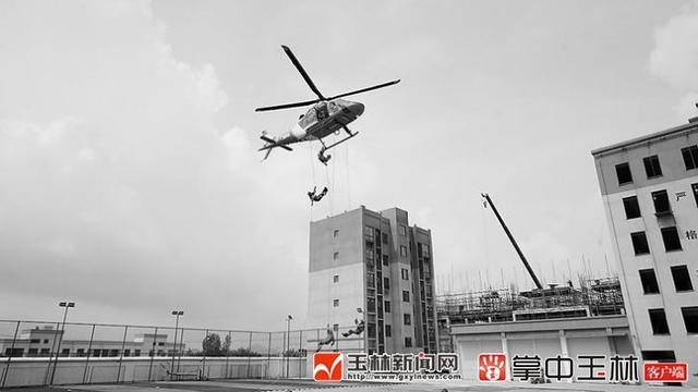 广西六市联合举办索降培训 救援“奇兵”从天降(图)