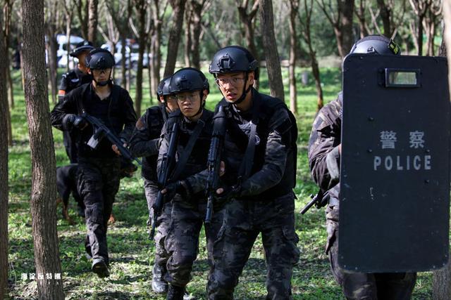 北京警察学院 特警图片