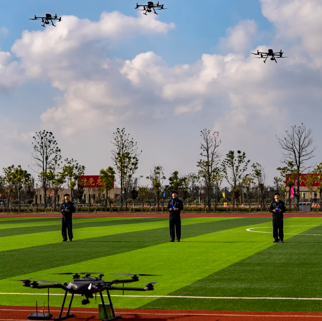 揭牌！中国人民公安大学警用无人机培训基地落地江苏盐城！(组图)