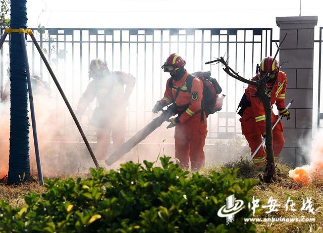 “119”消防宣传月启动 安徽省合肥市级消防科普教育基地揭牌(组图)