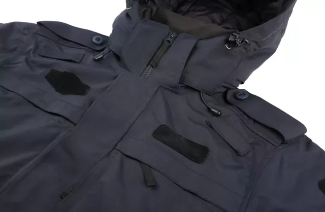 装备某军团的极地风暴棉服，为一线军警作战任务而生