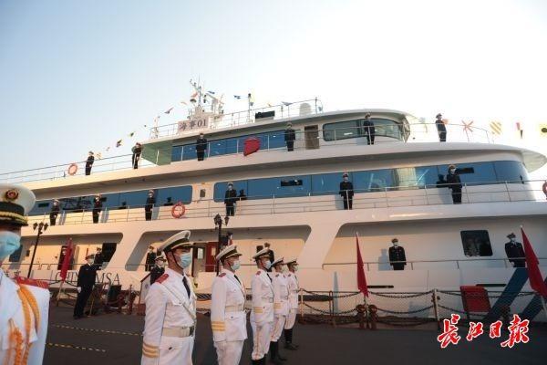装载满身“黑科技”，大型应急指挥船“海事01”在湖北武汉正式列编投用(组图)