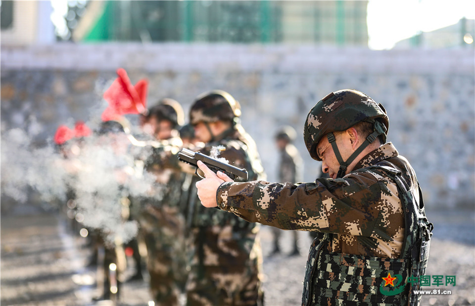 武警云南总队闻令而动，掀起新年度军事训练热潮(组图)