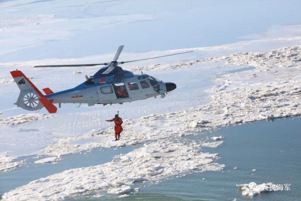 紧急出动！直击海军直升机冰海救援一线(组图)