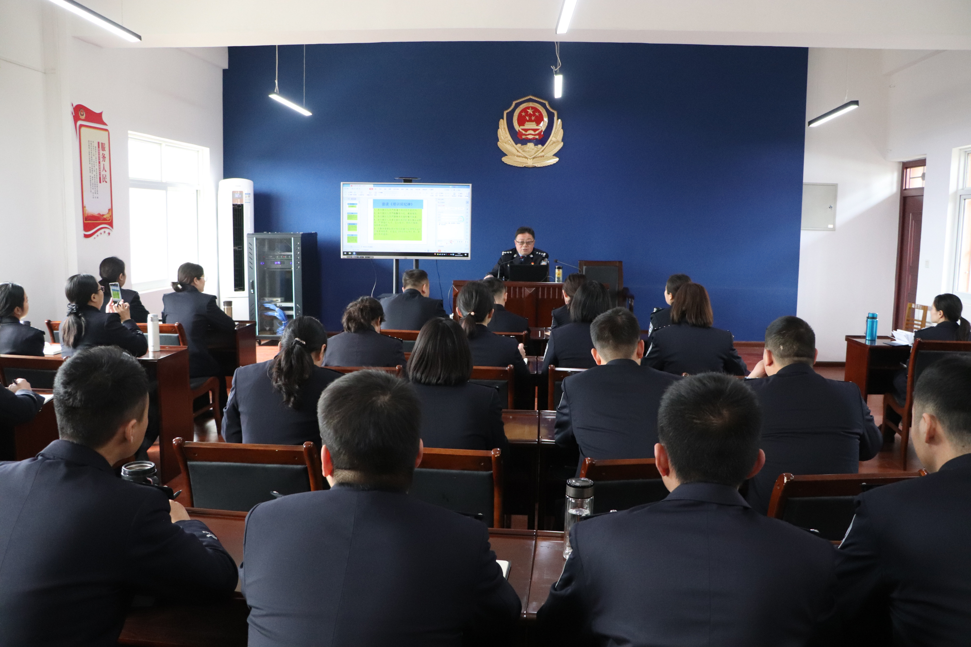 汉中市首例！勉县公安局警察教育培训中心揭牌成立(组图)
