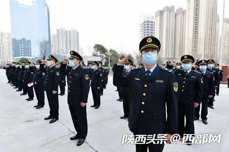 统一着装！陕西省应急管理综合行政执法队伍制服亮相！(组图)