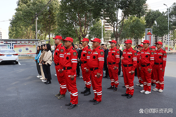 中国国际救援中心河南省应急救援总队固始退役军人特战队正式成立(组图)