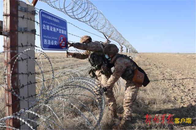 新疆军区某边防团丘尔丘特边防连与地方民警、护边员进行联合执勤(组图)