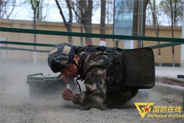 超燃！直击宁夏武警石嘴山支队春季大练兵(组图)