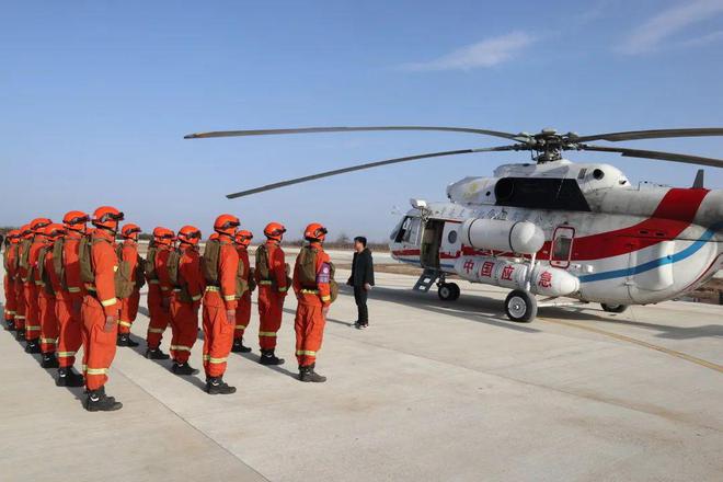 黄陵驻防队伍依托陕西省应急救援与航空护林中心打造地空一体化灭火救援能力(组图)