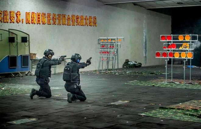 真枪实弹，场面“火爆”！广西桂林公安紧贴实战开展全警大练兵(组图)