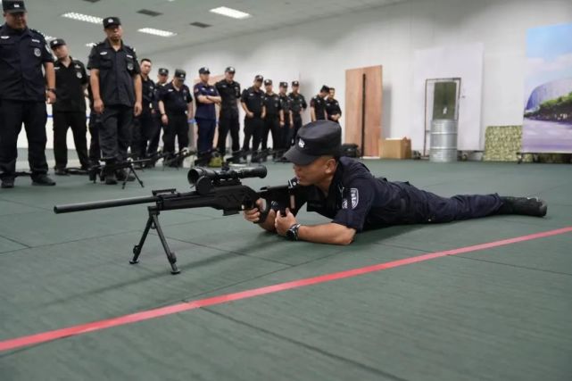天津公安特警举办特警系统狙击手基础培训班(组图)