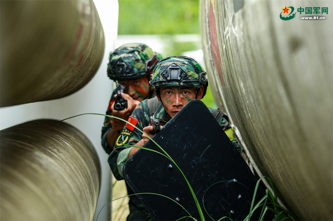 演练！直击武警官兵实战化练兵现场(组图)