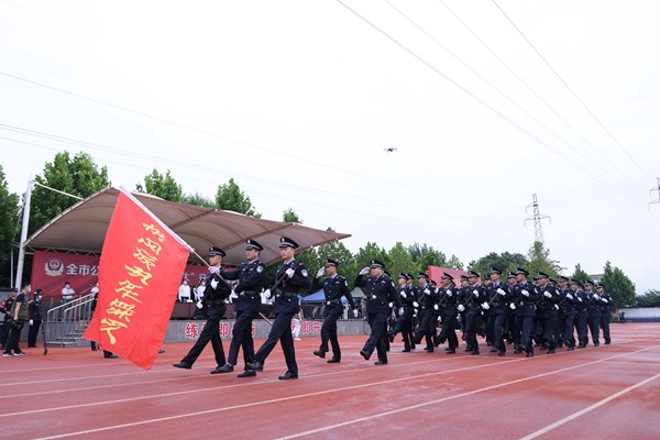 山东龙口：全警实战大练兵为党的二十大胜利召开保驾护航(组图)