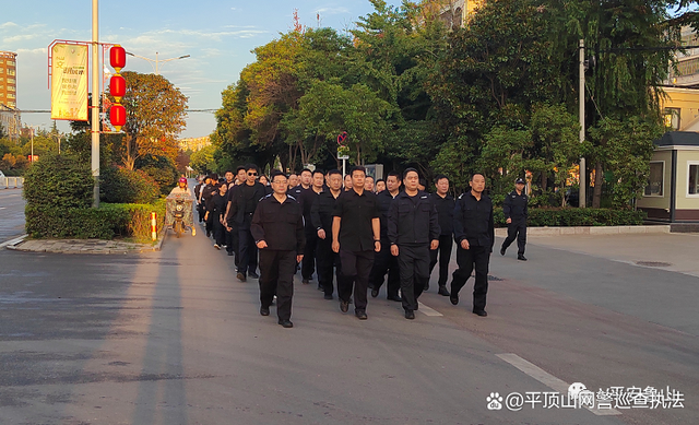 河南平顶山：晨练夜学提素质 实战练兵铸铁军(组图)