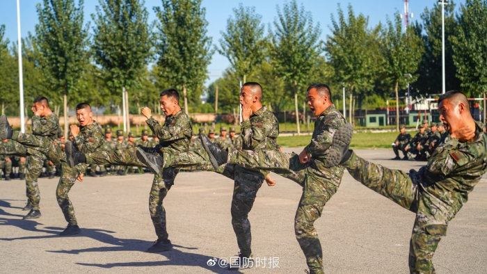 “兵教头”就位！直击武警新训带兵骨干集训结业考核(组图)