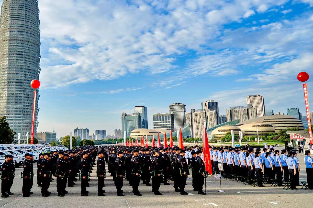 大练兵、大比武！河南郑东新区警方这场竞赛很“燃”(组图)